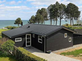6 person holiday home in Fr rup